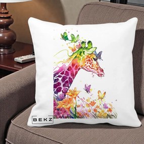 Perna Decorativa Girafa Curcubeu Acuarela, 40x40 cm, Alba Mata, Husa Detasabila, Perna Inclusa, BEKZ®