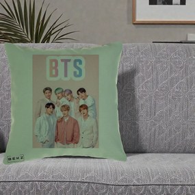 Perna Personalizata K-pop BTS Foto Grup cu BTS si Fond Roz Pastel, 40x40 cm, Verde, Husa Detasabila, Perna Inclusa, BEKZ®