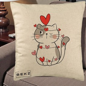 Perna Decorativa Pisica Kawaii cu Inimi, 40x40 cm, Bej, Husa Detasabila, Perna Inclusa, BEKZ®