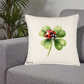 Perna Decorativa Buburuza Norocoasa pe Trifoi cu Patru Foi, 40x40 cm, Crem Reliefat, Husa Detasabila, Perna Inclusa, BEKZ®