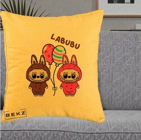 Perna Personalizata Labubu Cuplu cu Baloane, 40x40 cm, Galben, Husa Detasabila, Perna Inclusa, BEKZ®
