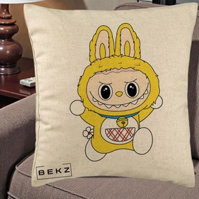 Perna Personalizata Labubu Galben Doraemon, 40x40 cm, Bej, Husa Detasabila, Perna Inclusa, BEKZ®