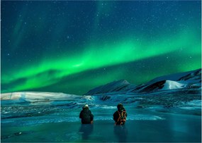 Tablou pe sticlă cu oameni la Aurora borealis (70x50 cm)