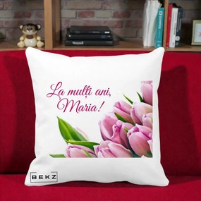 Cadou de Onomastica - Perna Personalizata La Multi Ani Maria Lalele, 40x40 cm, Alba Mata, Husa Detasabila, Perna Inclusa, BEKZ®