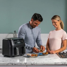 Friteuza cu aer cald Ninja AF300EU, 2470W, 7.6 L, 6 programe, 2 zone de gatit independent, Negru