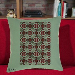 Perna Personalizata Motiv Traditional Ie Romaneasca Rosu, 40x40 cm, Verde, Husa Detasabila, Perna Inclusa, BEKZ®