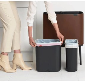 Cos pentru gunoi colectare selectiva Brabantia Bo Touch 1005548, 11+23 L, Deschidere lina si silentioasa, Deschidere mare, Maro