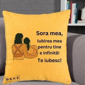 Cadou pentru Sora - Perna Personalizata Sora Mea Te Iubesc Doua Fete Fashioniste Line Art, 40x40 cm, Galben, Husa Detasabila, Perna Inclusa, BEKZ®
