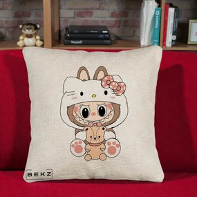 Perna Personalizata Labubu x Hello Kitty, 40x40 cm, Bej Canapea, Husa Detasabila, Perna Inclusa, BEKZ®