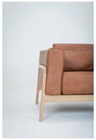 Fotoliu din piele bovină cu structură din lemn masiv de stejar Gazzda Fawn, maro cognac