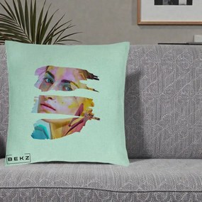 Perna Decorativa Portret Femeie Fragmentat Colorat, 40x40 cm, Verde Menta, Husa Detasabila, Perna Inclusa, BEKZ®