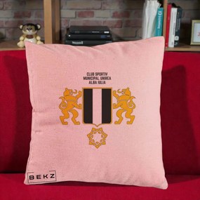 Perna Personalizata CSM Unirea Alba Iulia Fotbal, 40x40 cm, Roz, Husa Detasabila, Perna Inclusa, BEKZ®