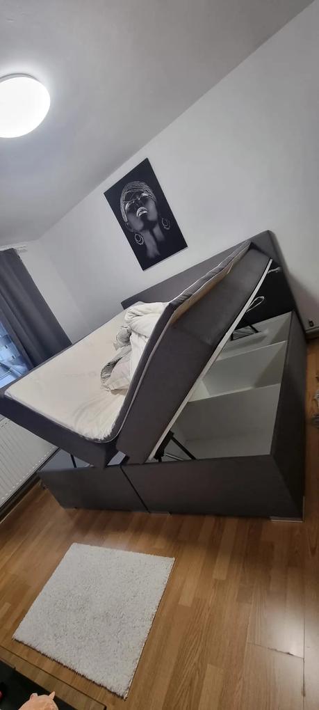 Ca o recomandare, ar trebui gasita o varianta prin care topperul sa nu mai alunece de pe saltea, pentru ca fuge in toate directiile.