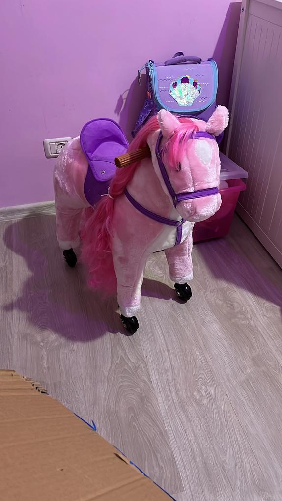 Sunt multumita de produs, poate pentru fiica mea era si mai bun daca era mai inalt