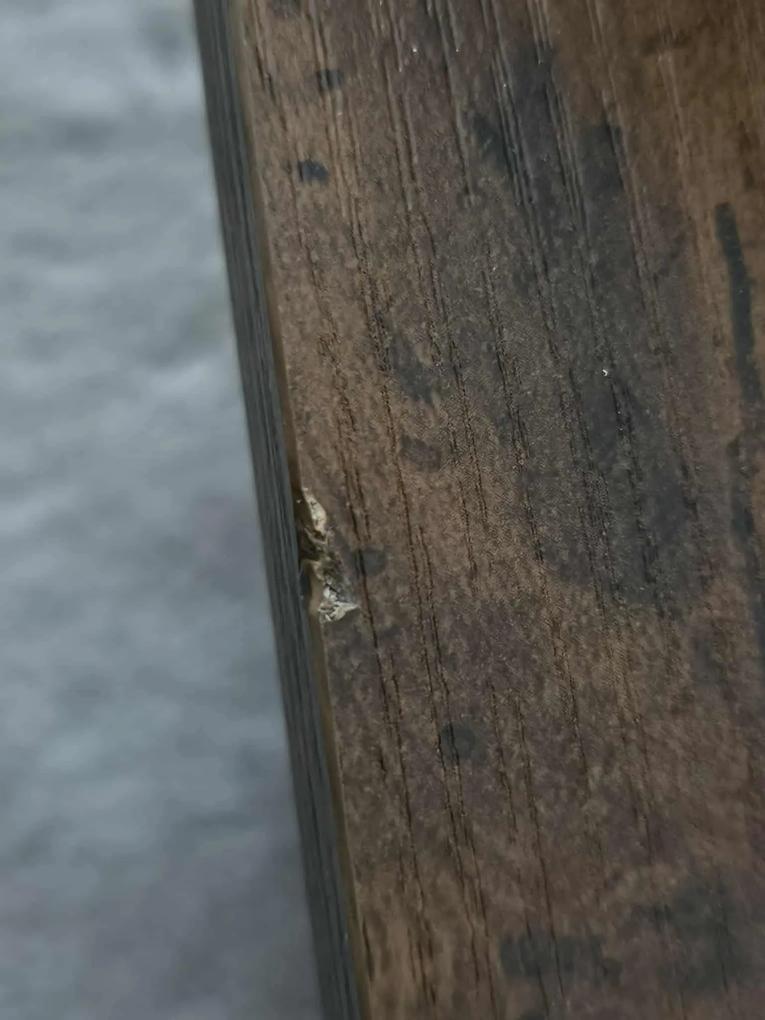 Produsul este bun pare calitativ dar datorită transportului a venit lovit 